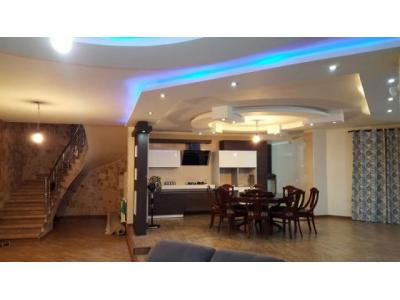 فروش باغ ویلا 2100 متری در زیبا دشت (کد211)