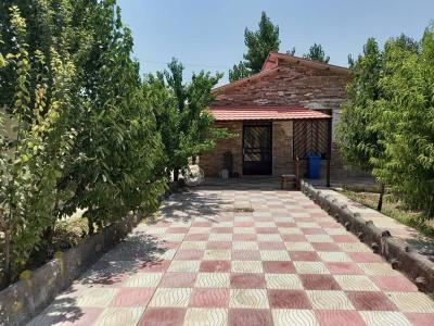 باغ ویلا جوازدار در شهریار-باغ ویلای 1000 متری با استخر روباز در شهریار