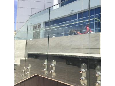 نمای اسپایدر-پخش شیشه سکوریت و دوجداره و لمینیت