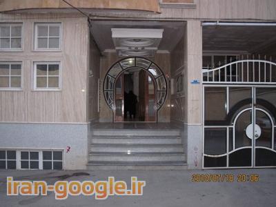 واحد آپارتمان-فروش فوری یک واحد آپارتمان 93 متری واقع در شاهرود خیابان امام