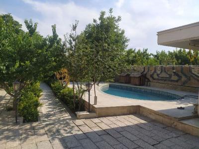 خرید باغ ویلا 1100 متری با بنای قدیمی در ملارد