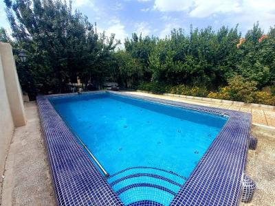 1000 متر باغ ویلای شیک در شهریار