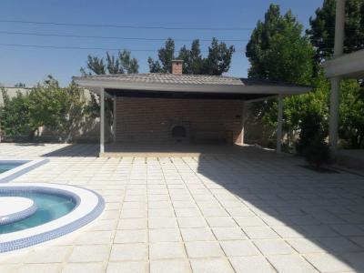 2000 متر باغ ویلای شیک درشهریار