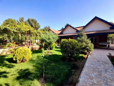 2300 متر عمارتی بسیار زیبا در شهرک زیبادشت