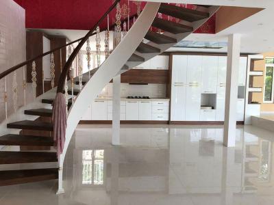 2500 متر باغ ویلا در با موقعیت عالی در شهریار