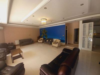 500 متر باغ ویلای زیبا در ملارد