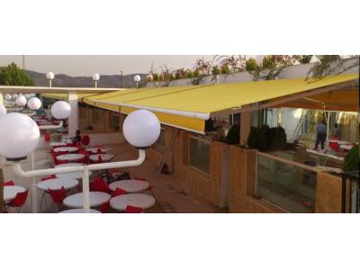 سایبان کافه و رستوران