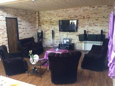 فروش باغ ویلا 1000 متری در لم آباد(کد253)