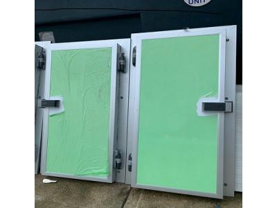 درب سردخانه لولایی و ریلی