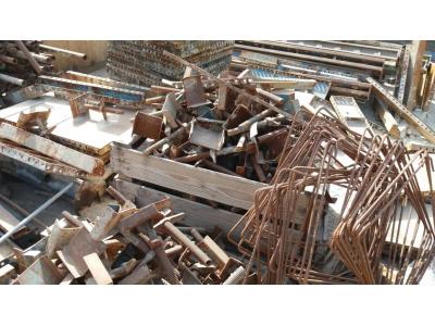 خریدانواع ضایعات وآهن الات مستعمل ومازاد...