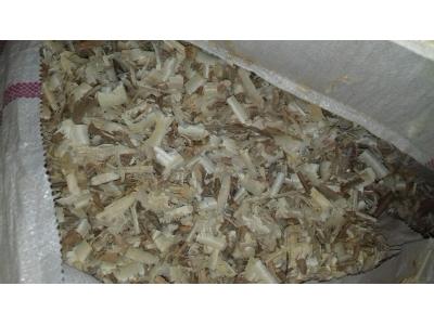 ایران پوشال خاک اره