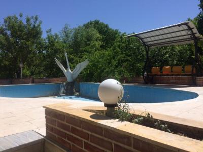 فروش باغ ویلا 2050 متری در قشلاق (کد284)