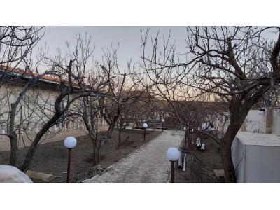 1500 متر باغ ویلا در بهترین نقطه ی  شهریار