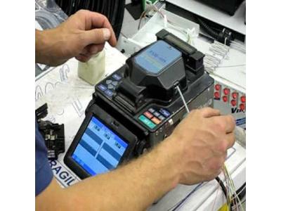 ارائه کلیه خدمات تخصصی فیبر نوری در استان هرمزگان