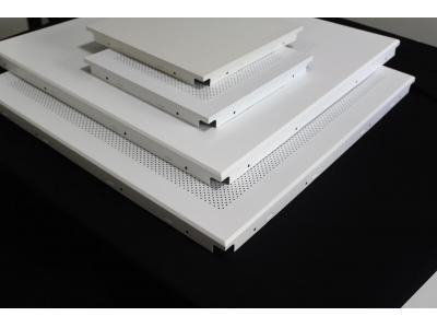  تولید کننده تایل آلومینیومی نمایان  لبه دار 