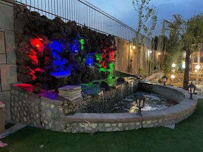 مشاوره پایان نامه-1250 متر باغ ویلای نوساز مشجر در شهریار