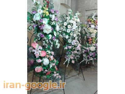 اجاره تاج گل مصنویی به نفع ایتام