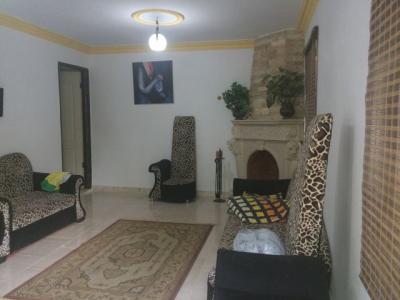 فروش باغ ویلا ۵۰۰ متری در لم آباد ملارد(کد136)