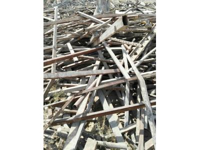 خریدار آهن آلات ضایعاتی و مصرفی شیراز