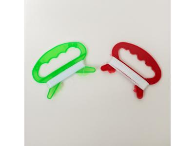 فروش عمده نخ و قرقره کایت و بادبادک در سایز های مختلف