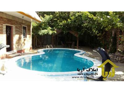 باغ 3070 متری با دو ویلای مجزا 