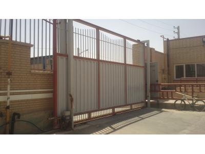 درب اتوماتیک ریلی ، درب کشویی الکترومکانیکی