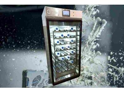 رولر انکوباتور co2 دار ( کشت سلول ) ؛ ساخت شرکت فن آوران تاو سلامت محور 