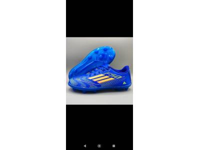 تولیدی کفش اولدوز آراز   تولید و پخش کفش کارگری تمام چرم و کفش ورزشی فوتبال در تبریز