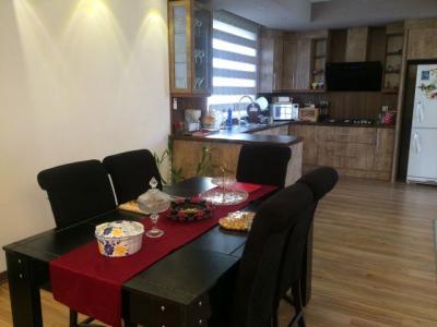  فروش باغ ویلا 1000 متری در صفادشت(کد225)