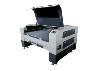 دستگاه های حکاکی و برش لیزری بیوند-xi (سی او تو)