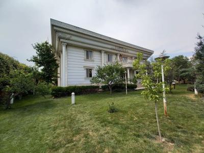 کاخ ویلا 2000 متری سوپر لوکس در شهرکی فاخر