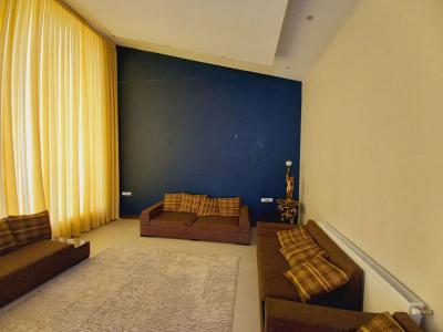 باغ ویلا 625 متری بدون مشکل جهاد در ملارد