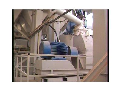 فروش کارخانه خوراک دام  , طیور , آبزیان و کنسانتره