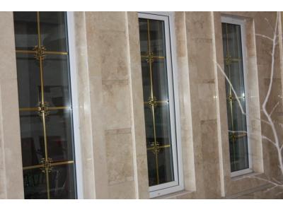 تعویض پنجره UPVC و شیشه دو جداره