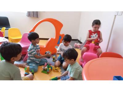 آموزش زبان در تهران-تکنیک دو زبانگی خردسالان  آموزشگاه تخصصی زبان انگلیسی بینش در بلوار اردستانی
