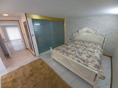 1000 متر باغ ویلای فاخر در شهریار