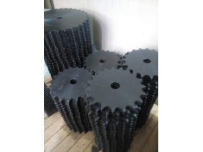 چرخ زنجیر دوردیفه