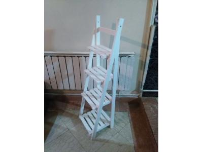 قاب عکس نردبانی ، استند نردبان ، نردبان تزئینی ، شلف Pvc