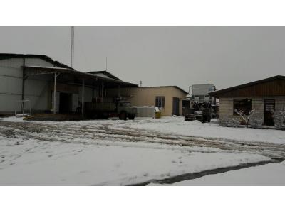 سردخانه و نگهداری میوه . و بسته بندی میوه و تربار  و نگهداری محصولات زیر سفر و منجمد . سرد خانه نوید کرج .