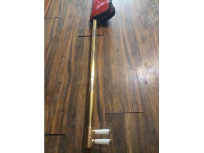 بمبو‌دو‌متری برنجی