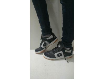 تولید و پخش کفش ورزشی ساشا