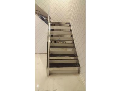 ساخت و اجرای انواع سازه استیل 