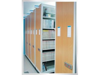  توليدكنندة مبلمان و تجهیزات اداری و مخصوصا دپارتمان تخصصی قفسه های بایگانی , فروشگاهی