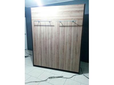 طراحی و ساخت کابینت و کمد دیواری و تعمیرات انواع سازه چوبی