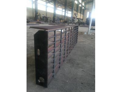 گریتینگ فلزی