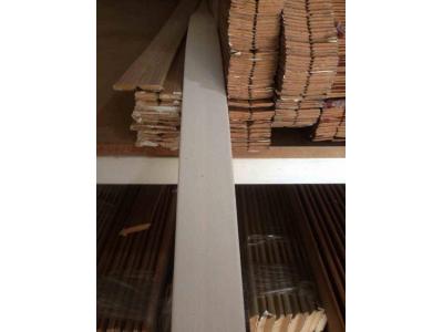 نمایندگی لمینت ایزوفام  و پخش قرنیز PVC  پارس فریم و MDF  ام دی اف